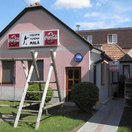 Penzion Mala Pressburg Exterior foto